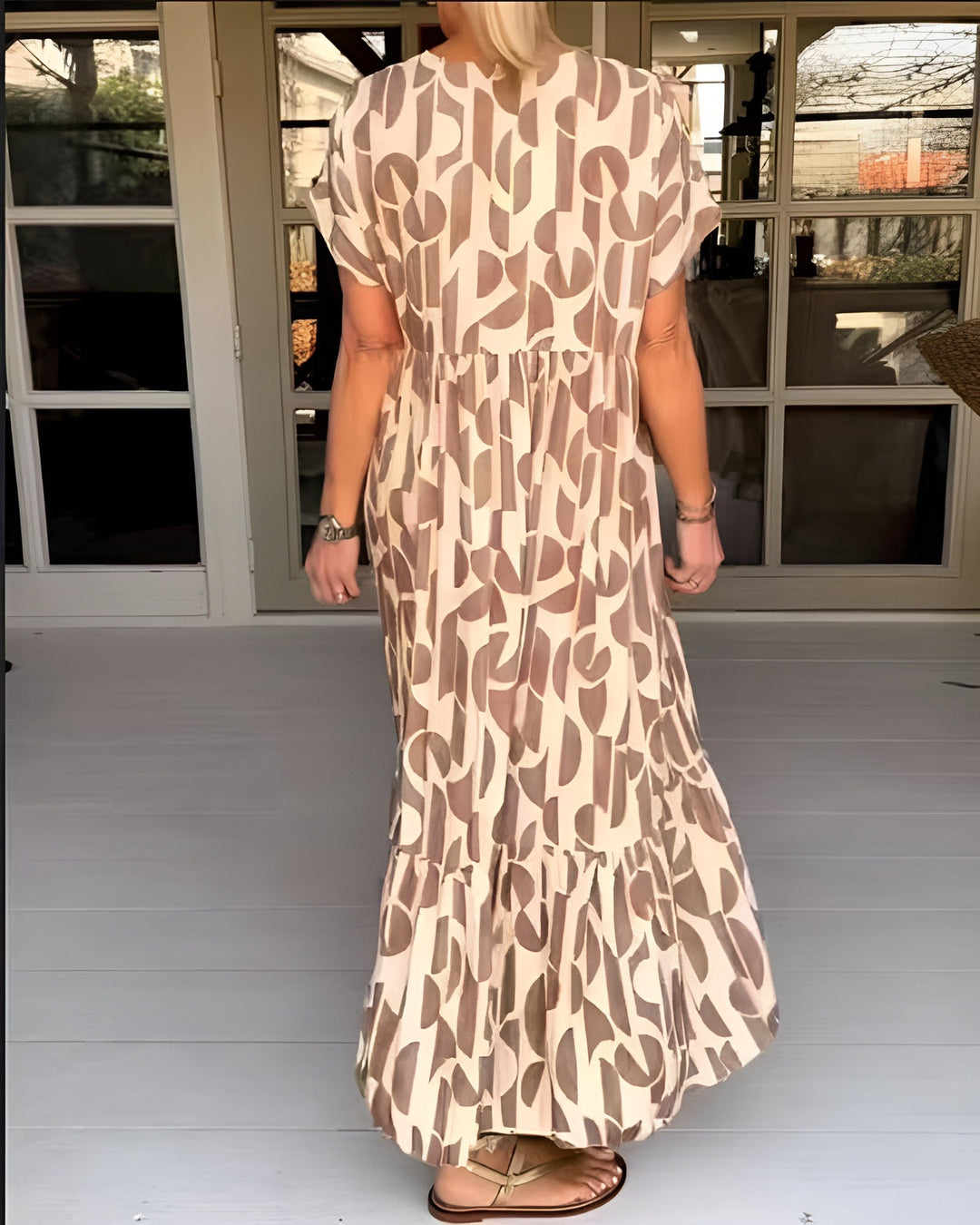 Colette - Elegancka i Przewiewna Sukienka